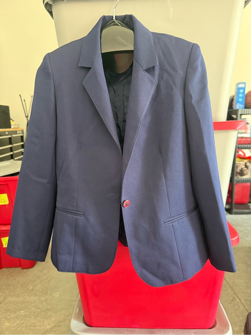 Navy Single-Button Blazer p26